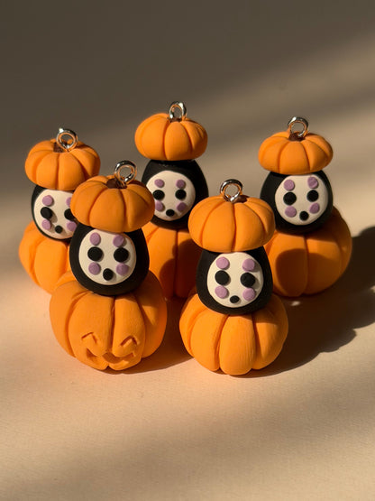 No Face Pumpkin Keychain